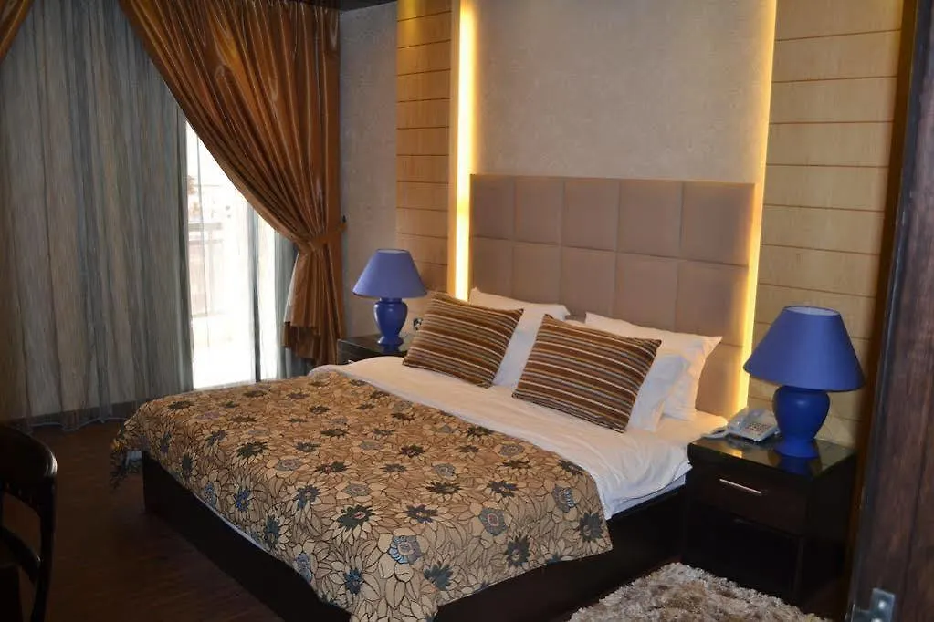 Hotel Lahoya Verdun Beirut